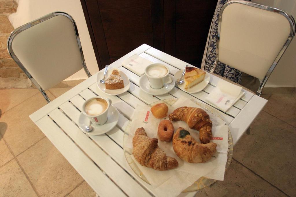 Hôtel Saint Nicholas Plaza à Bari Extérieur photo